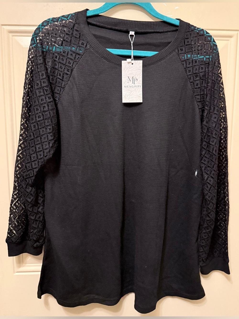 Mengpipi Black Waffle Weave Pullover Tunic Top with Lace Sleeves Size Large